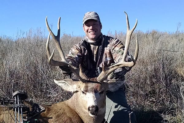 kris-kobach-hunting-600x400 kris-kobach-hunting-600x400